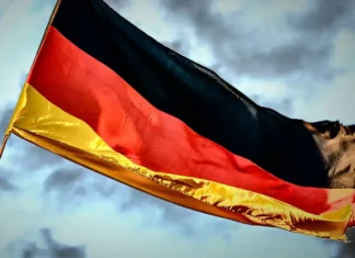 Deutschlands Wirtschaftskraft, schrumpft Deutschlands Wirtschaftskraft, schrumpft