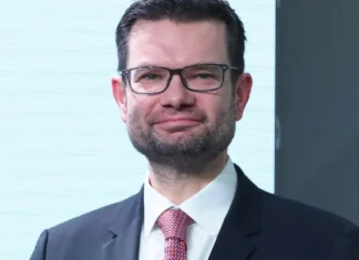 Abschaffung der Mindeststrafe für Abbildungen von Kindesmissbrauch in Deutschland Abschaffung der Mindeststrafe für Abbildungen von Kindesmissbrauch in Deutschland